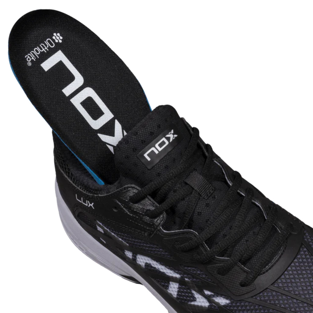 Nox AT10 Lux Black/white | padel shoes